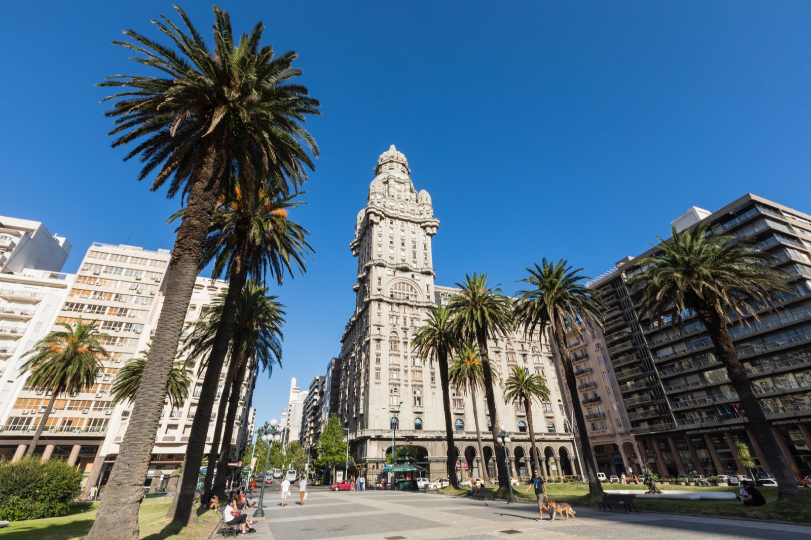 Palacio Salvo on Plaza Independencia, Montevideo